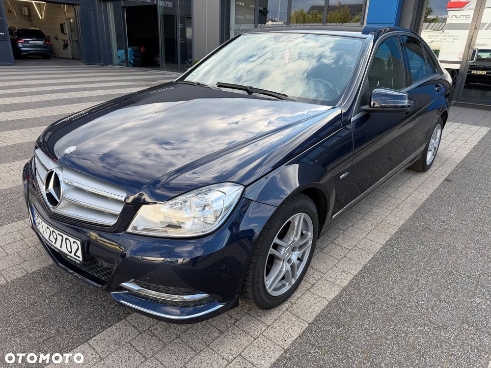 Mercedes-Benz Klasa C 200 CGI Automatik BlueEFFICIENCY Avantgarde - 5
