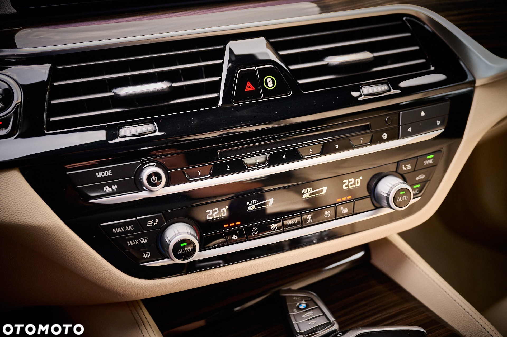 BMW Seria 5 520d xDrive M Sport sport - 32