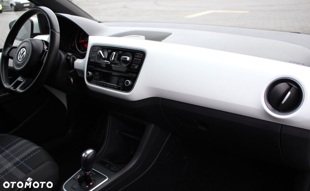 Volkswagen up! - 15