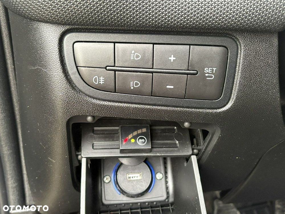 Fiat Grande Punto - 19