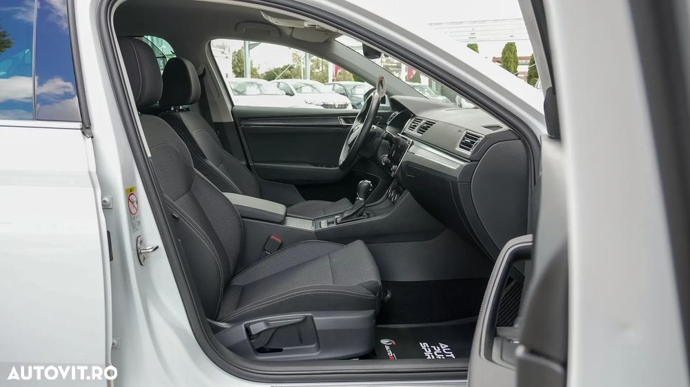Skoda Superb 2.0 TDI DSG Style - 33