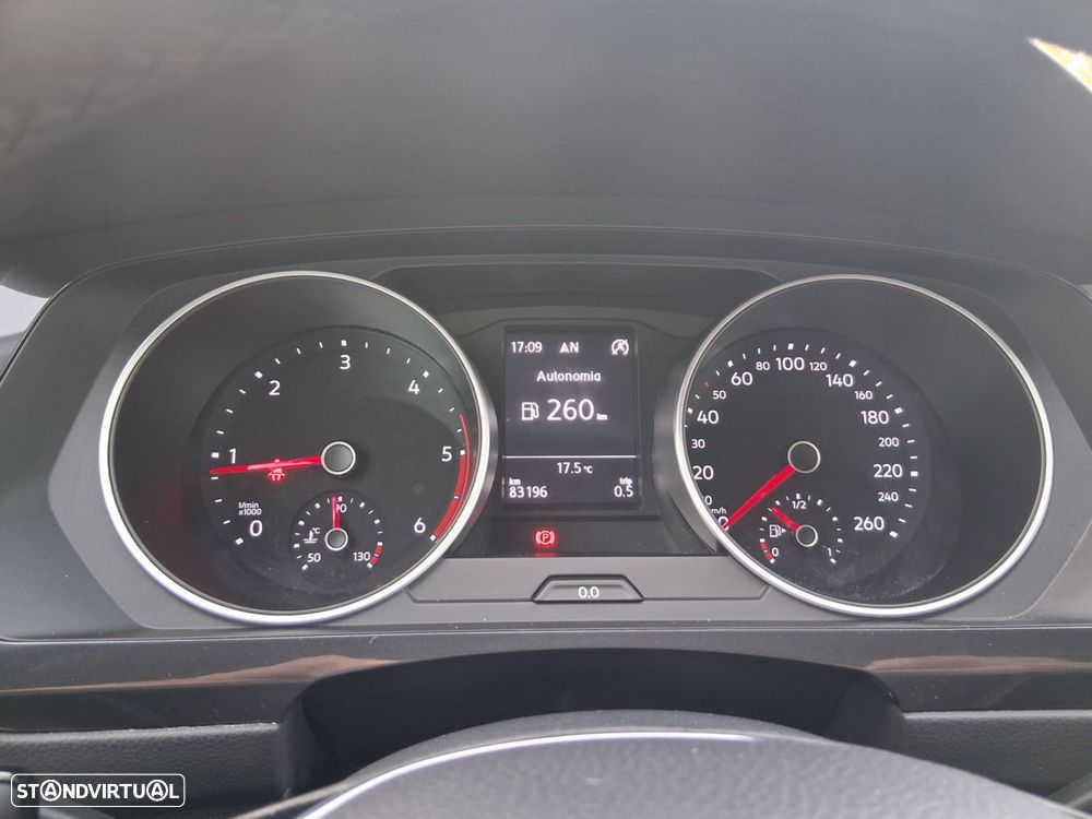 VW Tiguan 1.6 TDI Confortline - 16