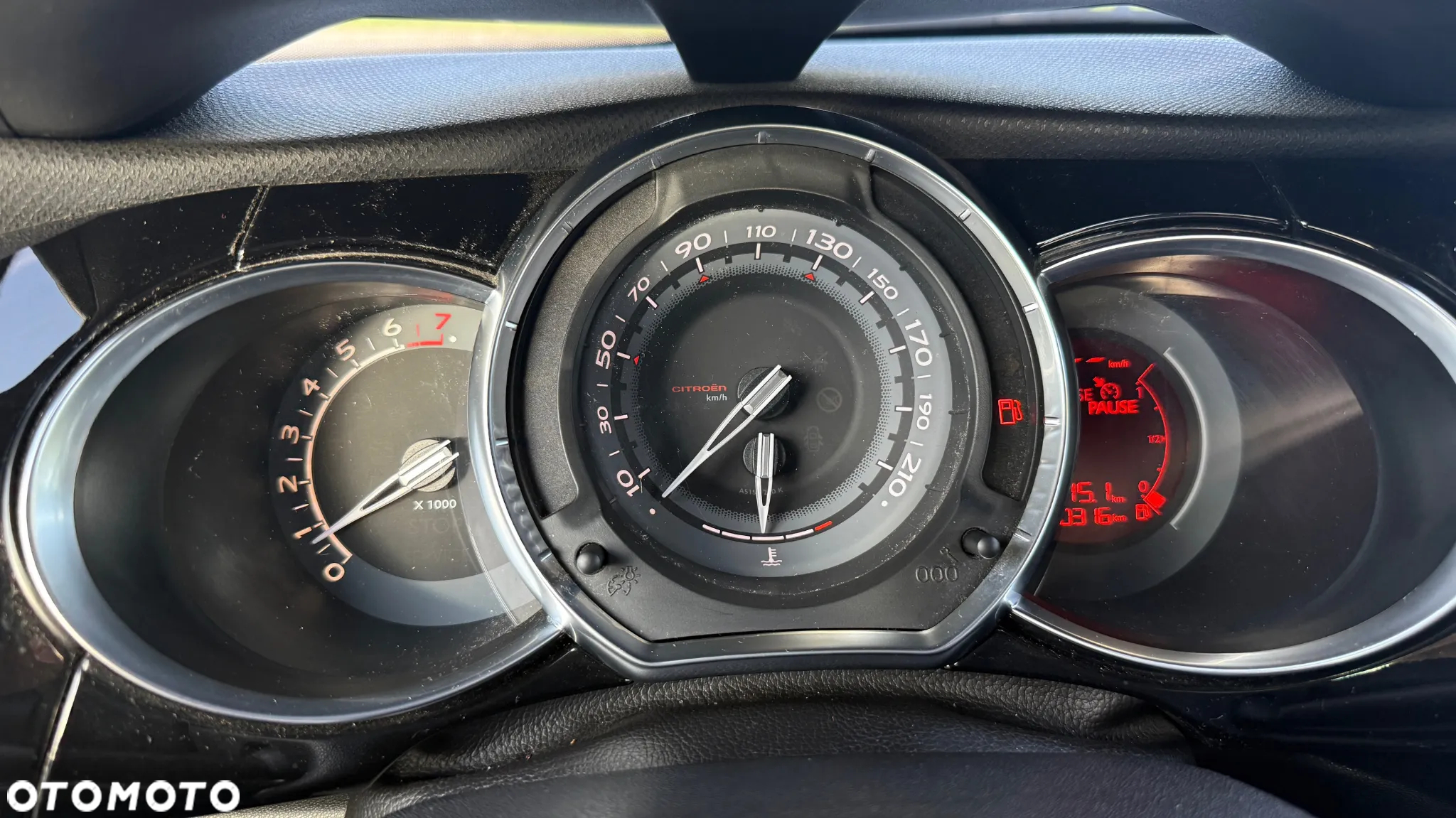 Citroën DS3 1.6 THP SportChic - 5