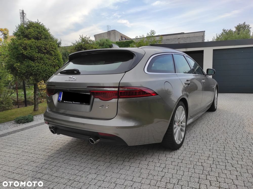 Jaguar XF 2.0 i4D AWD R-Sport - 3