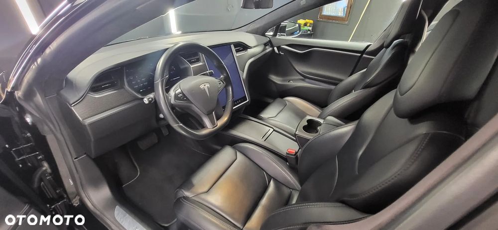 Tesla Model S Long Range Plus - 21