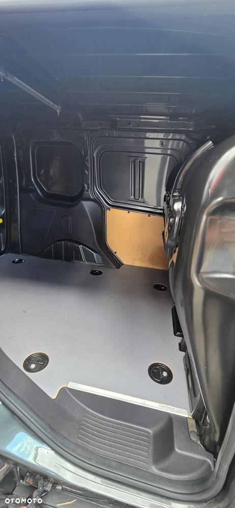 Ford TRANSIT CONNECT - 28