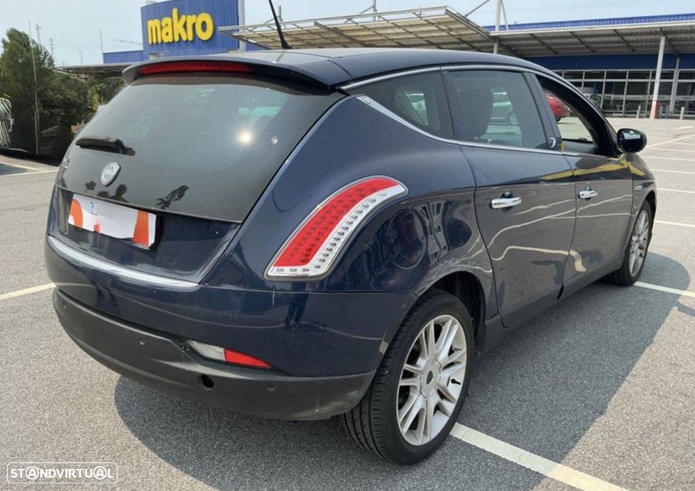 Lancia Delta 1.6 M-Jet Oro - 2
