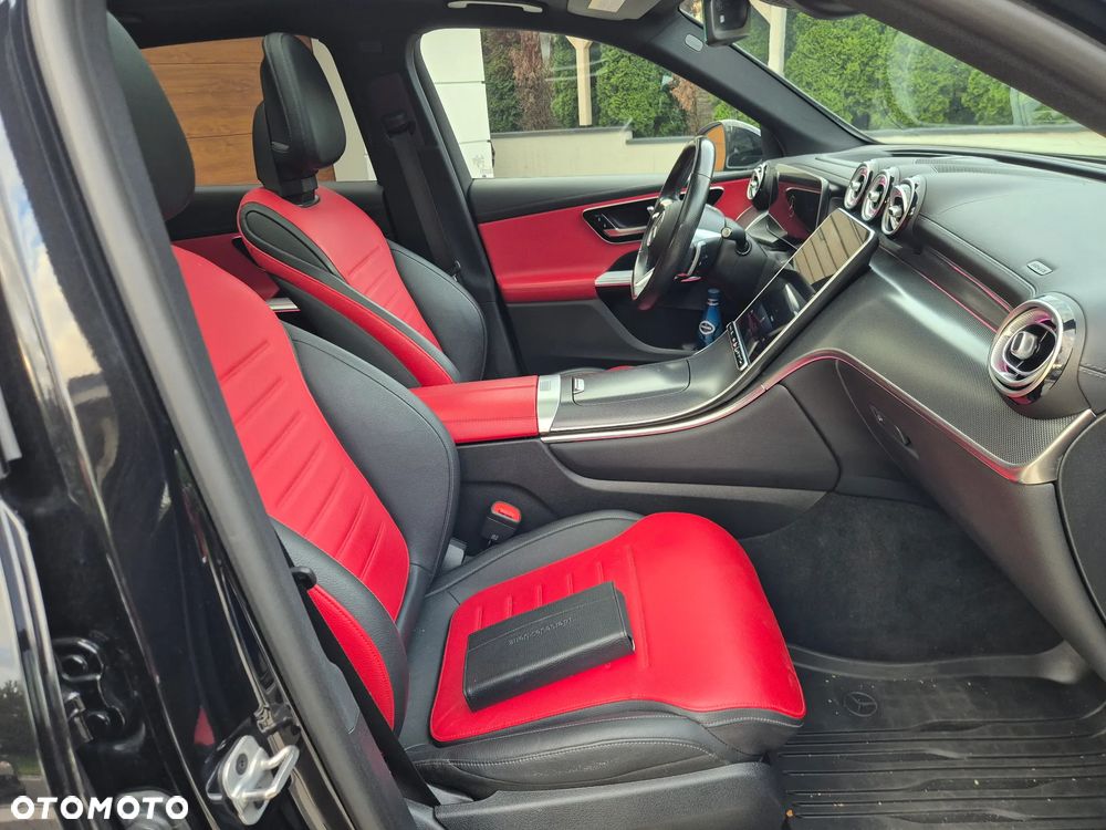 Mercedes-Benz GLC 300 4Matic 9G-TRONIC AMG Line Advanced - 15
