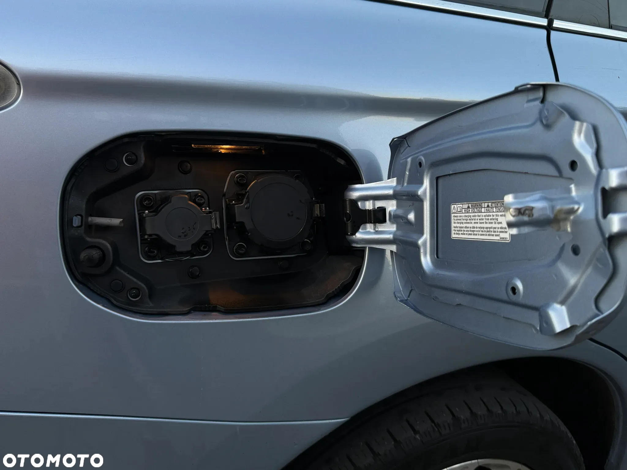 Mitsubishi Outlander 2.0 4WD Plug-In Hybrid Top - 29