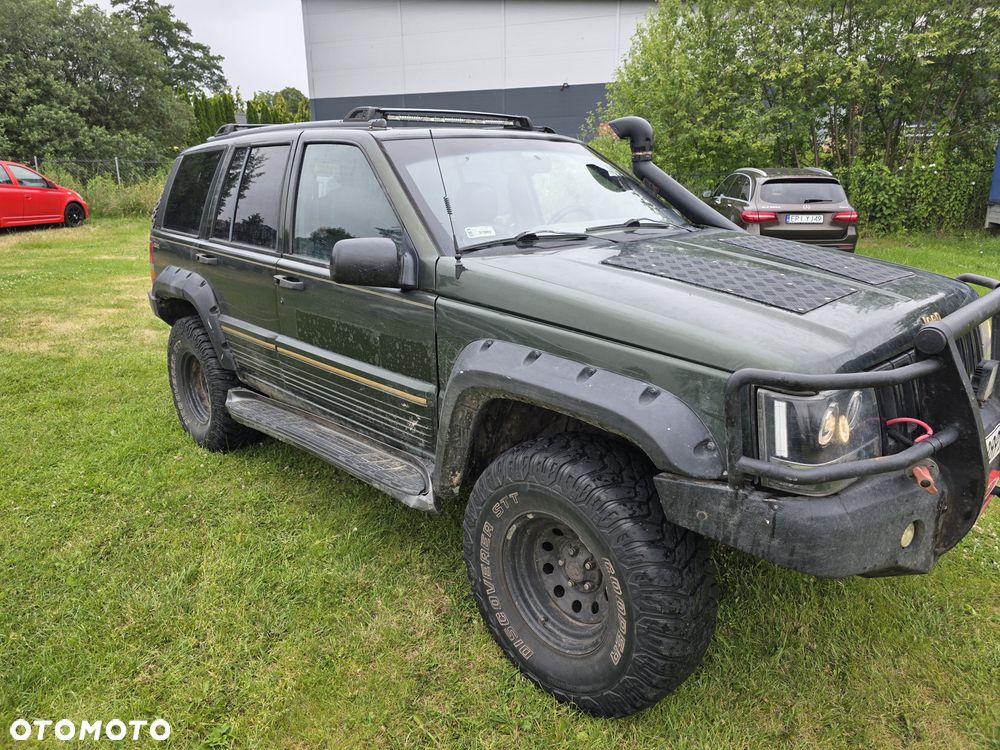 Jeep Grand Cherokee - 4
