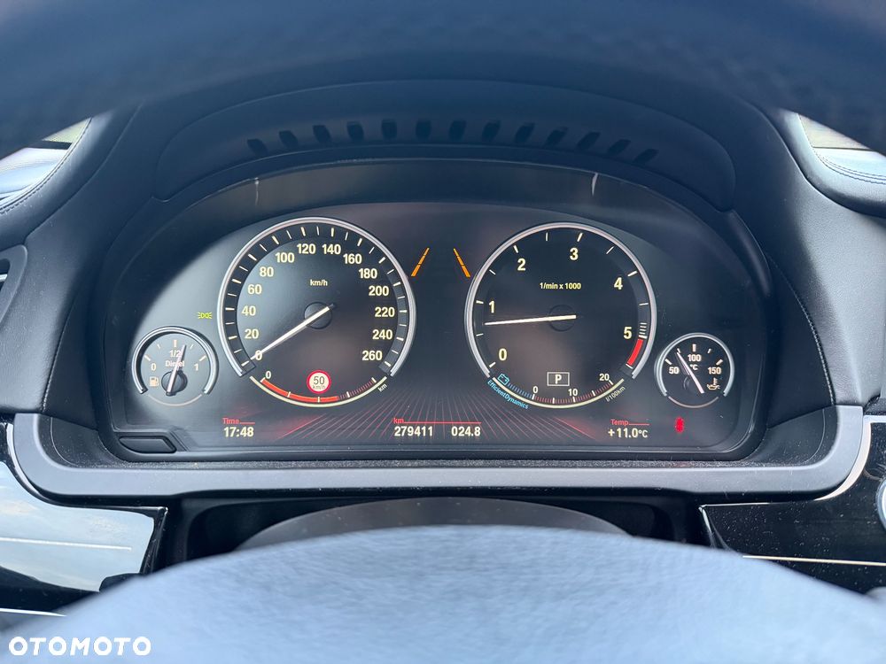 BMW Seria 7 740d xDrive - 21