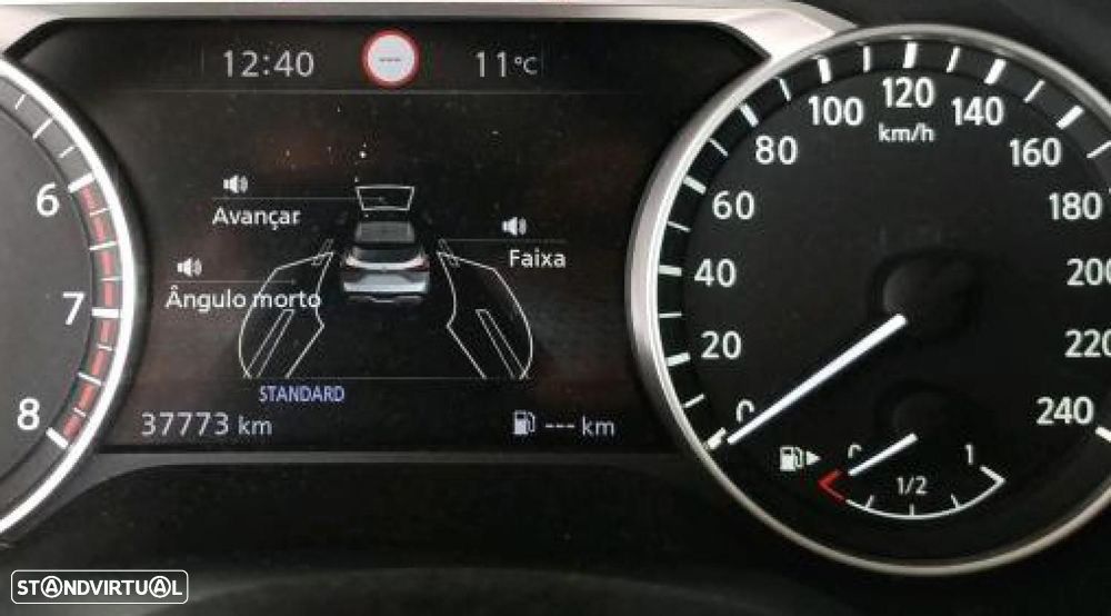 Nissan Qashqai 1.3 DIG-T N-Connecta - 9
