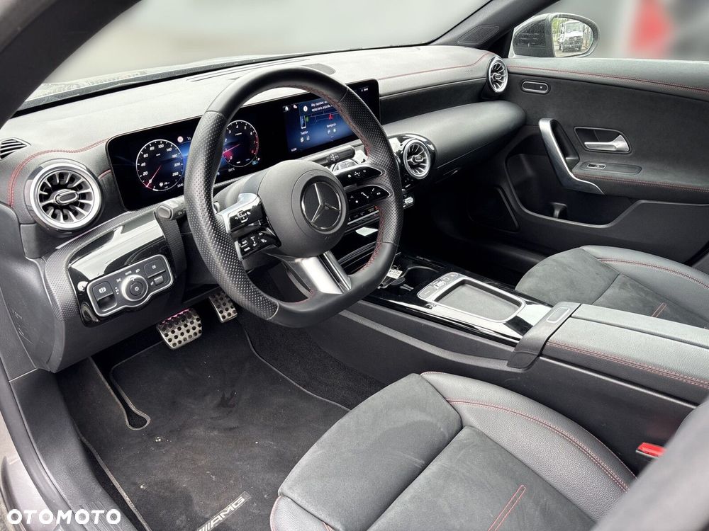 Mercedes-Benz CLA - 15