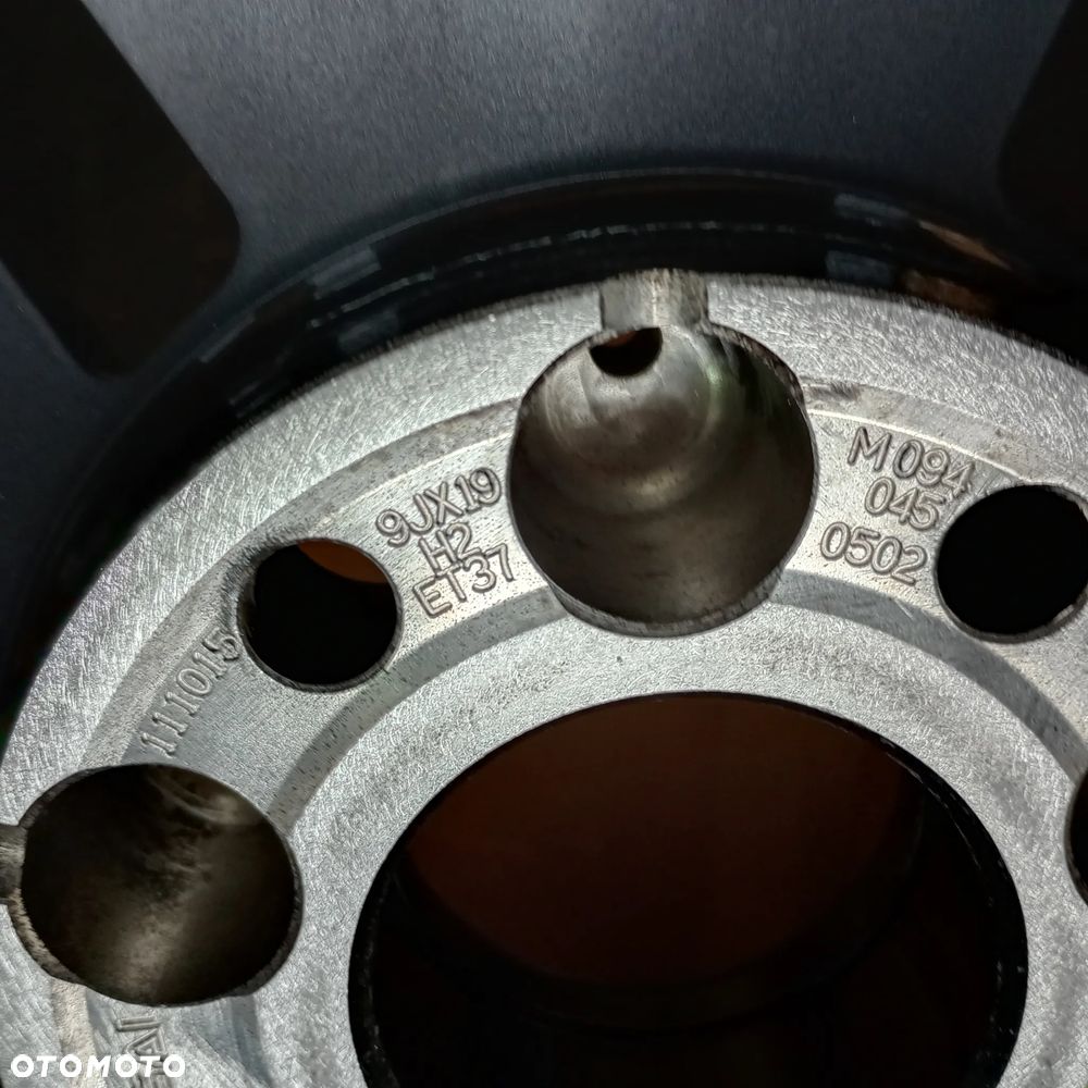 Felgi Mercedes Benz E-klasa W212 AMG 19" - 11