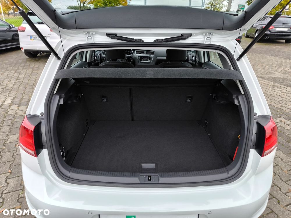 Volkswagen Golf 1.2 TSI BlueMotion Technology Lounge - 12