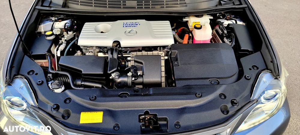 Lexus CT ver-200h-executive - 17