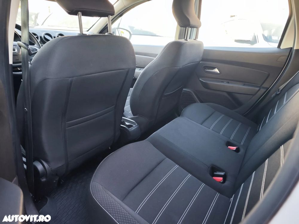 Dacia Duster 1.5 Blue dCi 4WD Prestige - 11