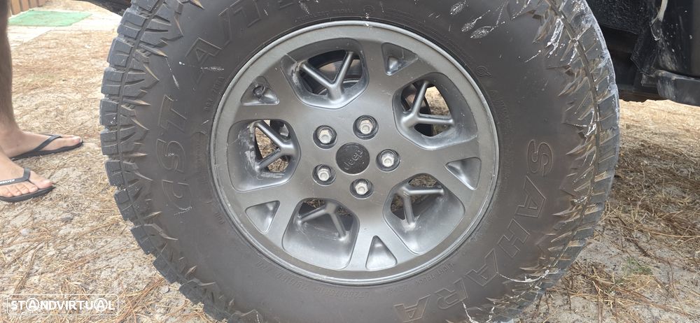 Jeep Cherokee 2.5 TD Classic - 16