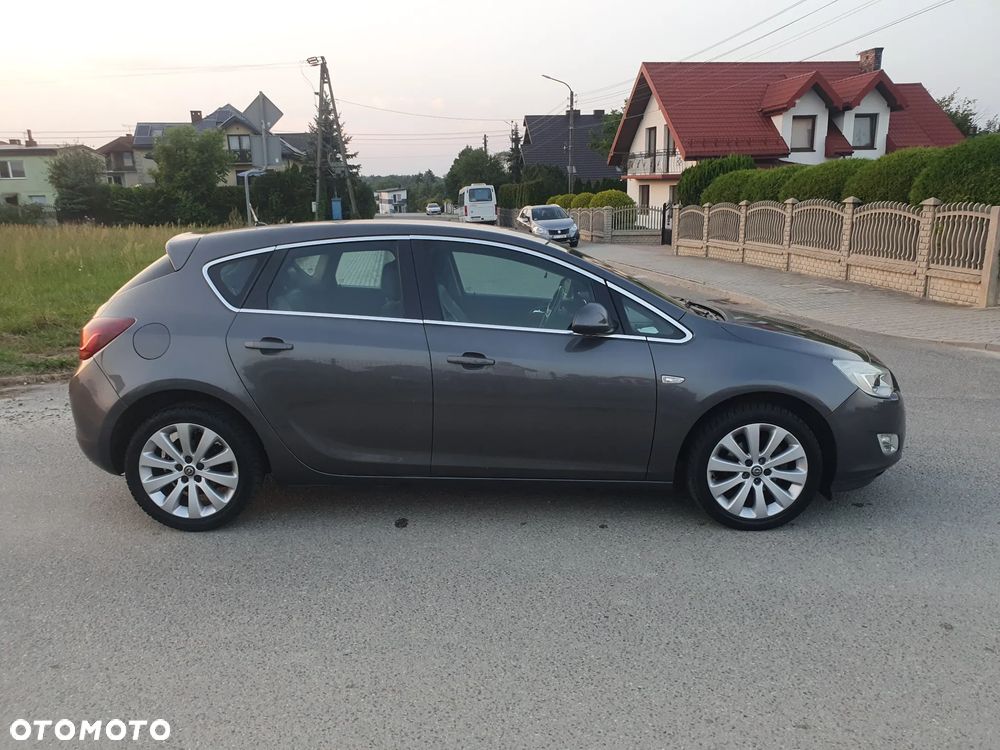 Opel Astra 1.4 T Enjoy - 4