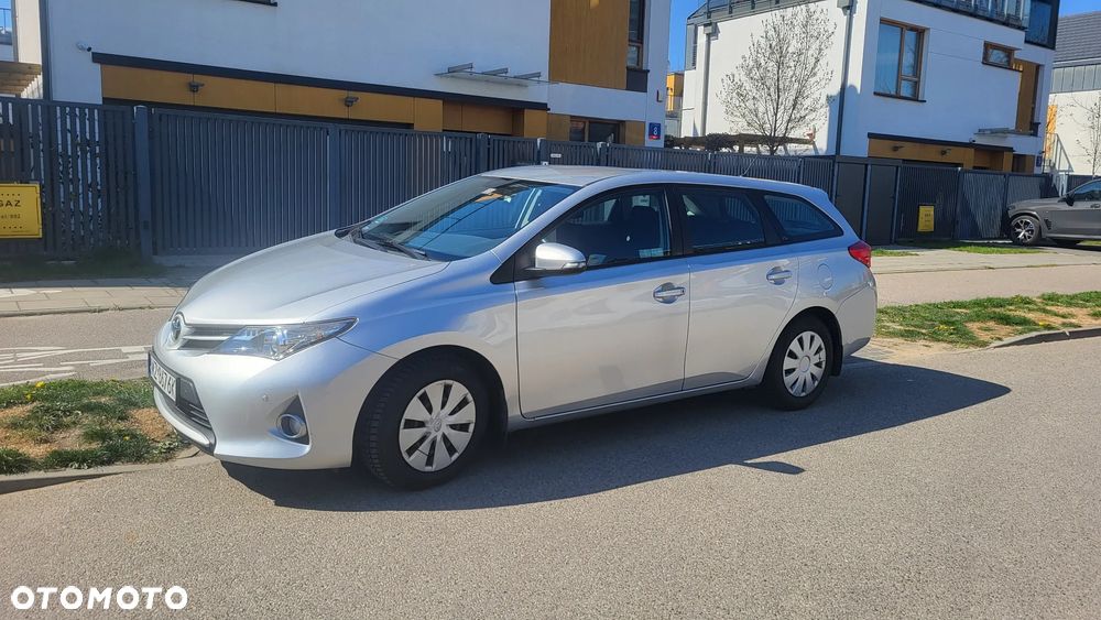 Toyota Auris 1.6 Active - 4