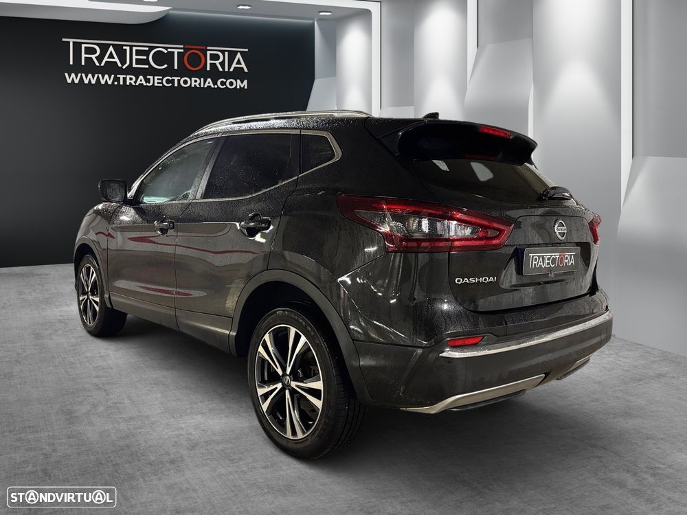 Nissan Qashqai 1.3 DIG-T N-Connecta J18 Led - 17