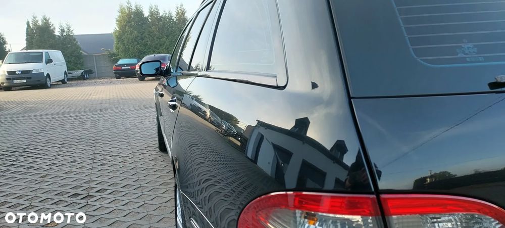 Mercedes-Benz Klasa E - 21