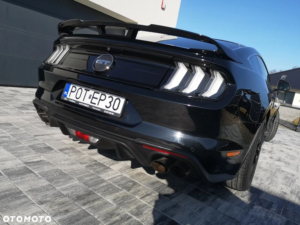 Ford Mustang - 16
