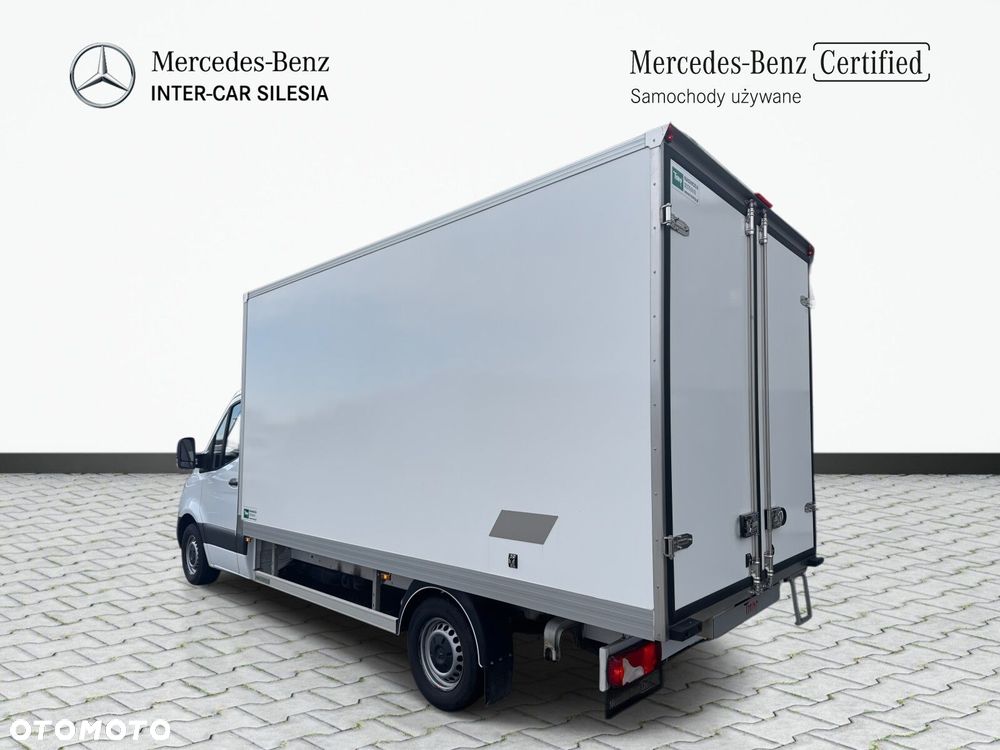 Mercedes-Benz Sprinter - 8