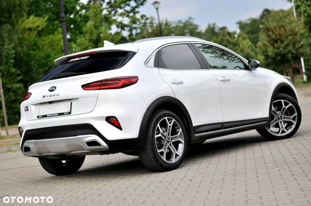 Kia XCeed 1.6 CRDi mHEV L - 34
