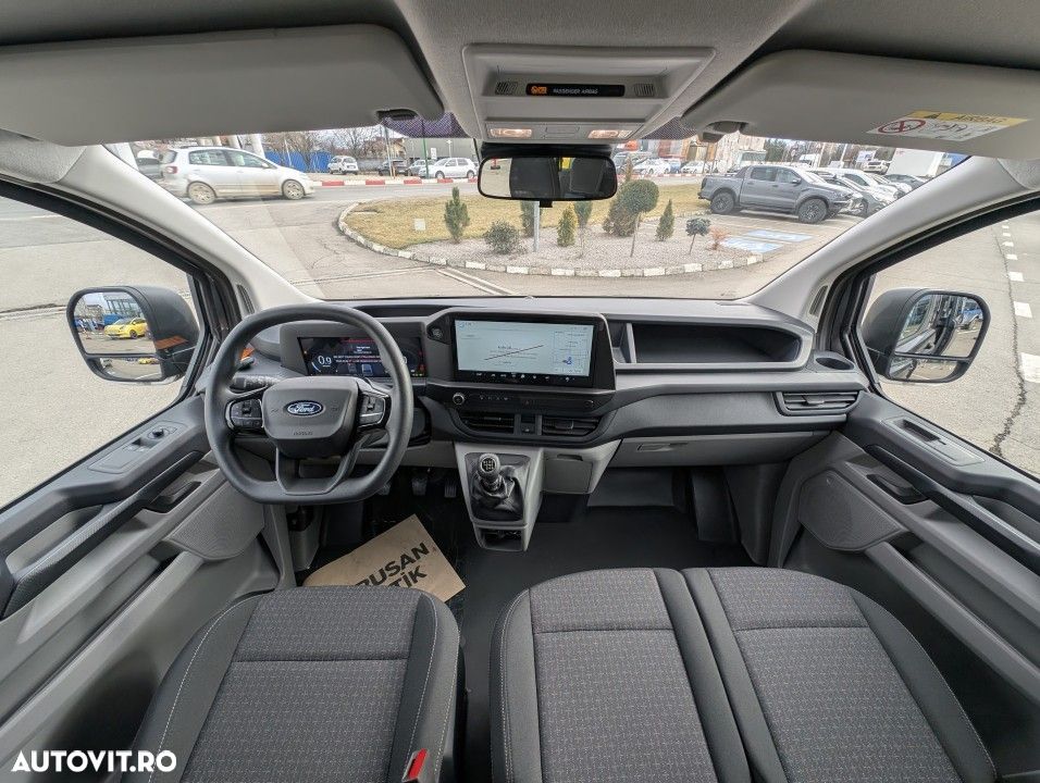 Ford Transit Custom - 11