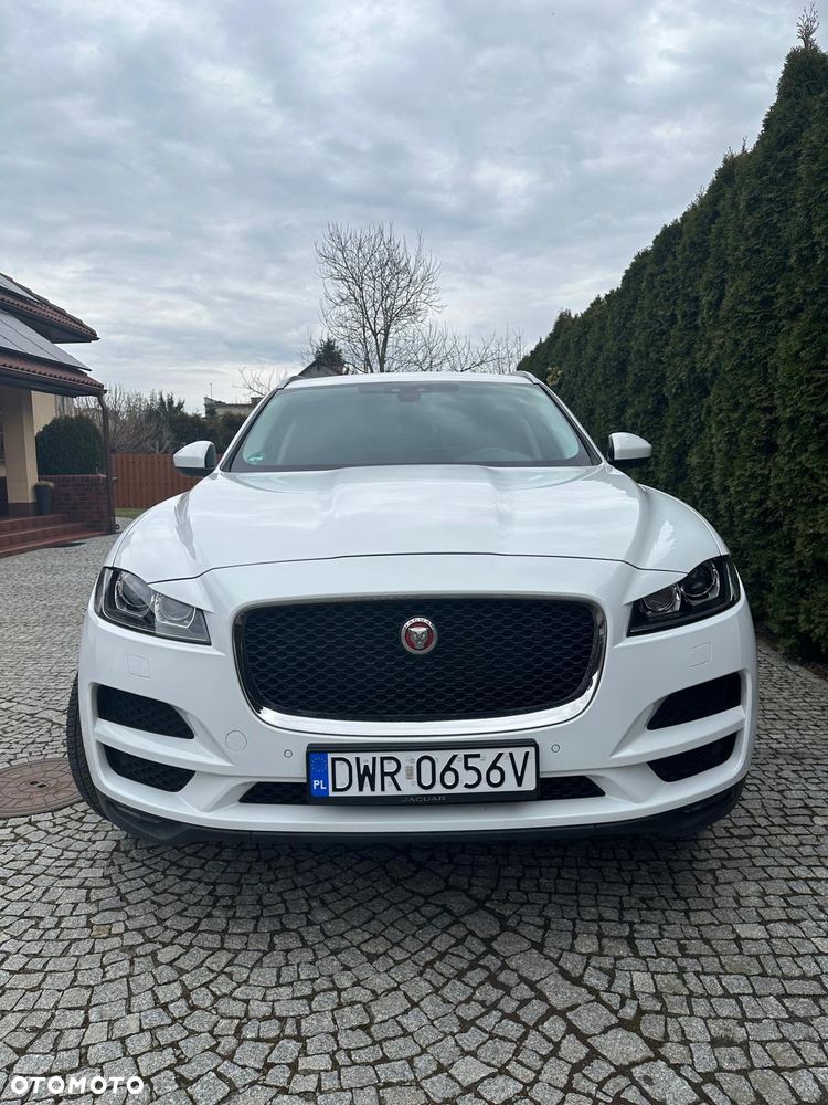 Jaguar F-Pace - 6