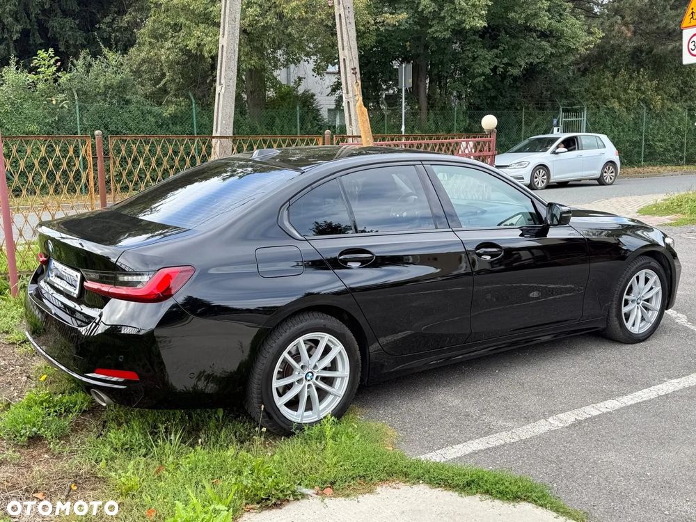 BMW Seria 3 318i - 2