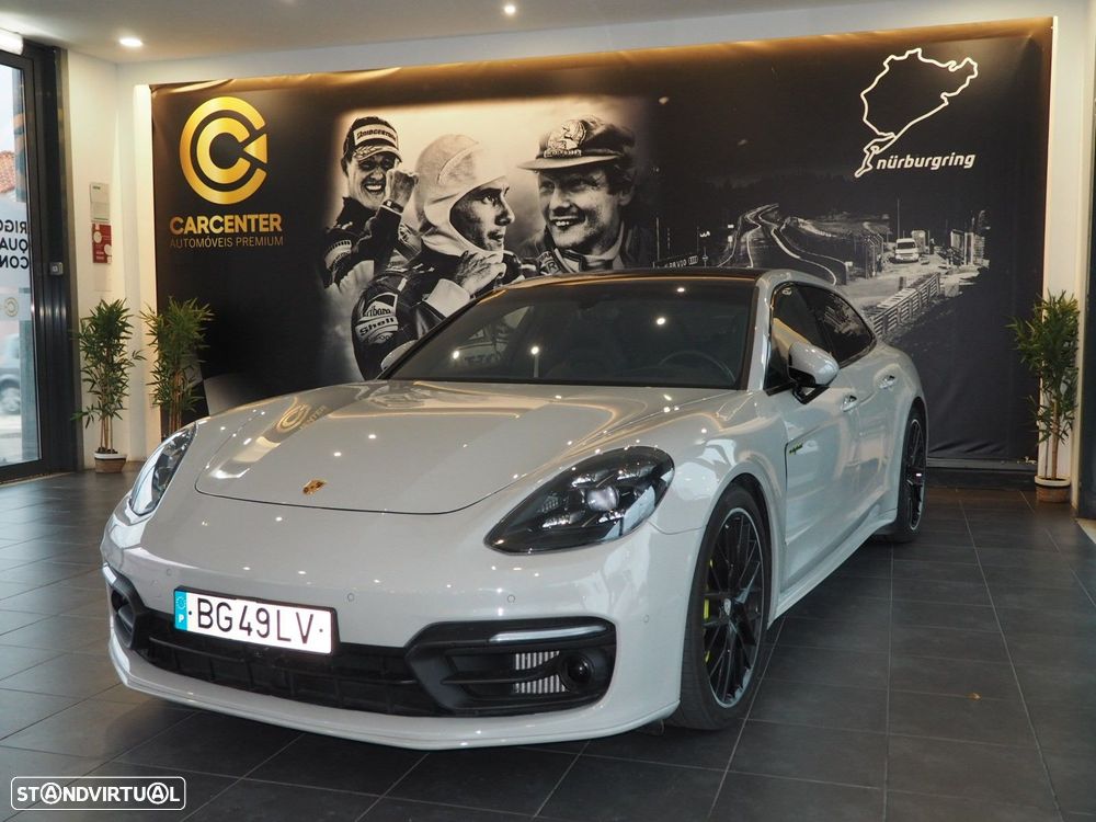 Porsche Panamera Sport Turismo - 3