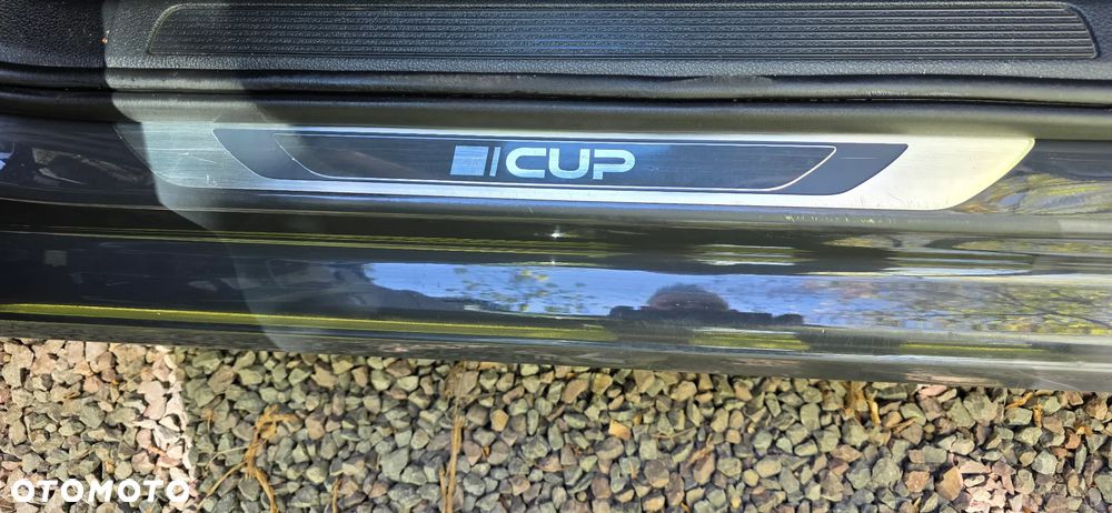 Volkswagen Golf - 15