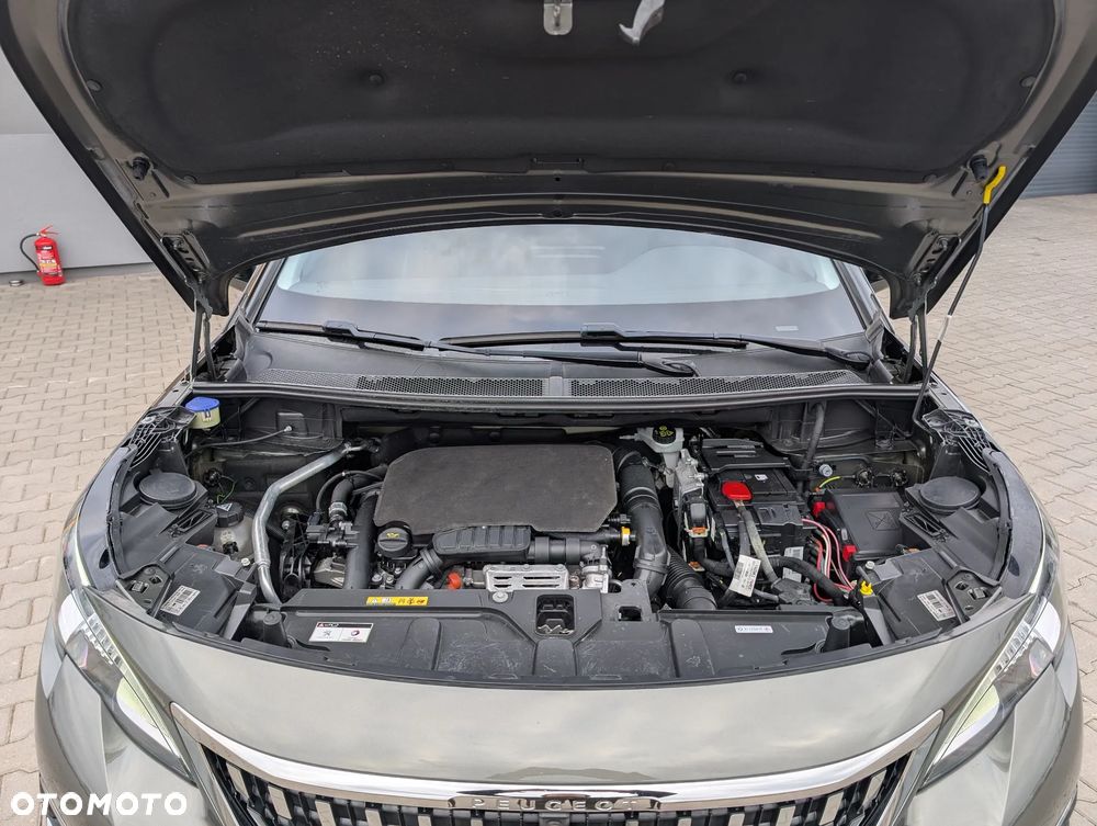 Peugeot 3008 PureTech 130 Stop & Start GPF Allure - 20