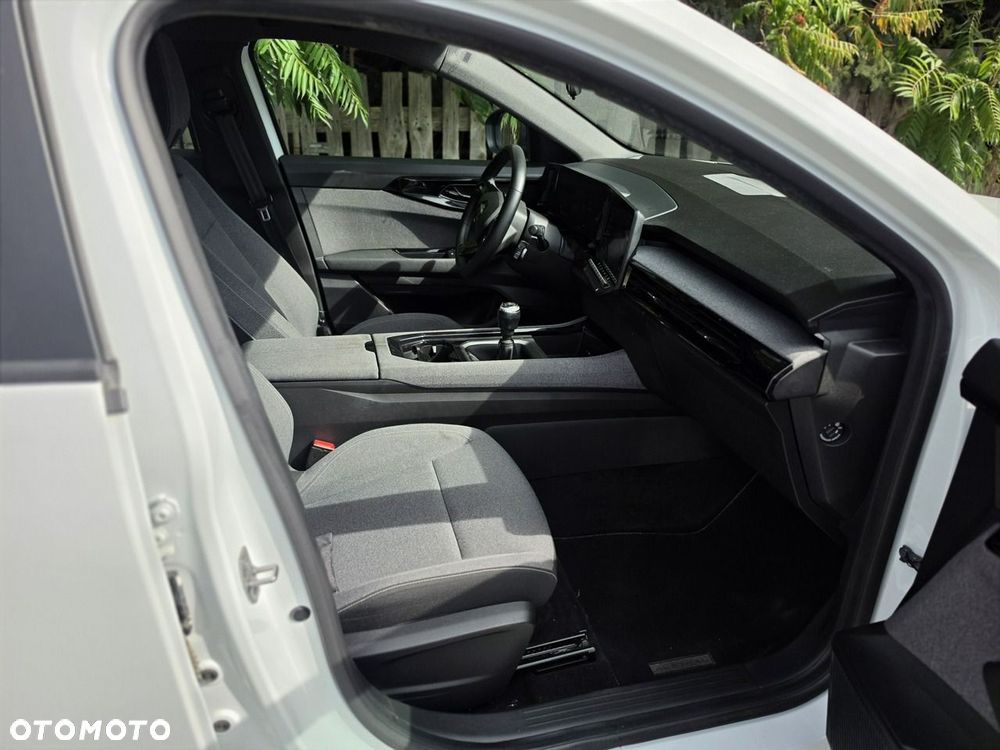 Renault Austral 1.3 TCe mHEV Evolution - 11
