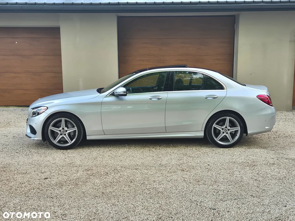 Mercedes-Benz Klasa C 300 7G-TRONIC AMG Line - 18