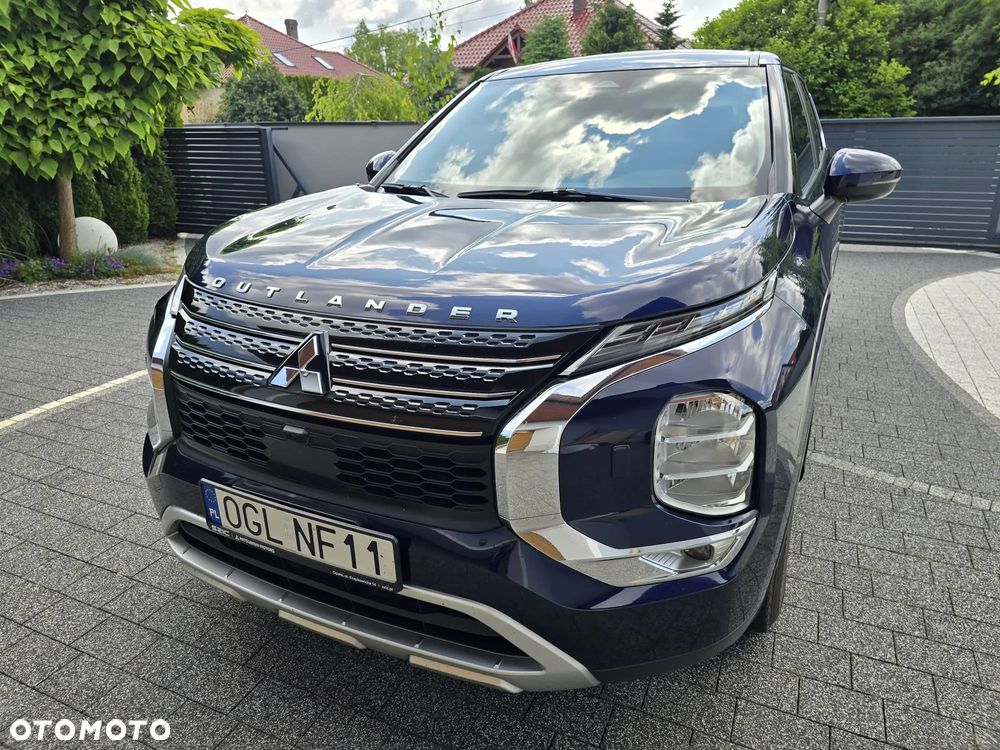 Mitsubishi Outlander - 8
