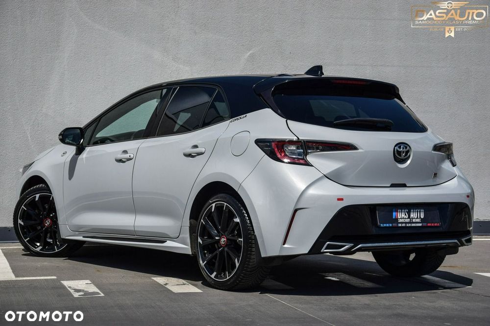 Toyota Corolla - 10