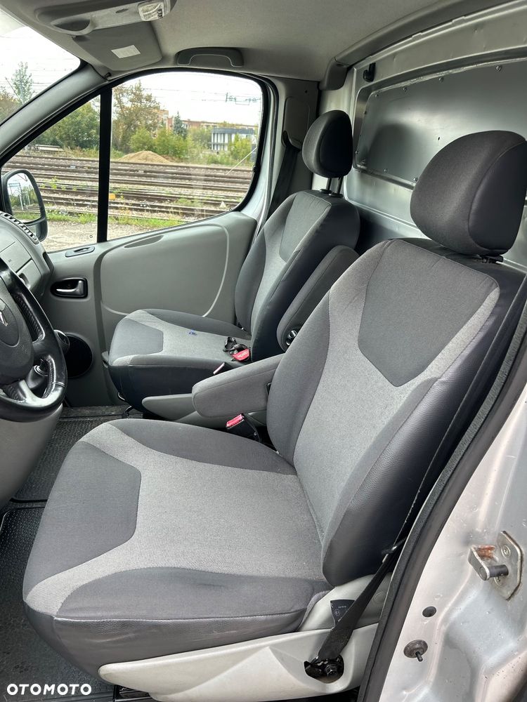 Renault Trafic - 9