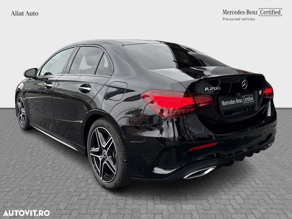 Mercedes-Benz A 200 - 4