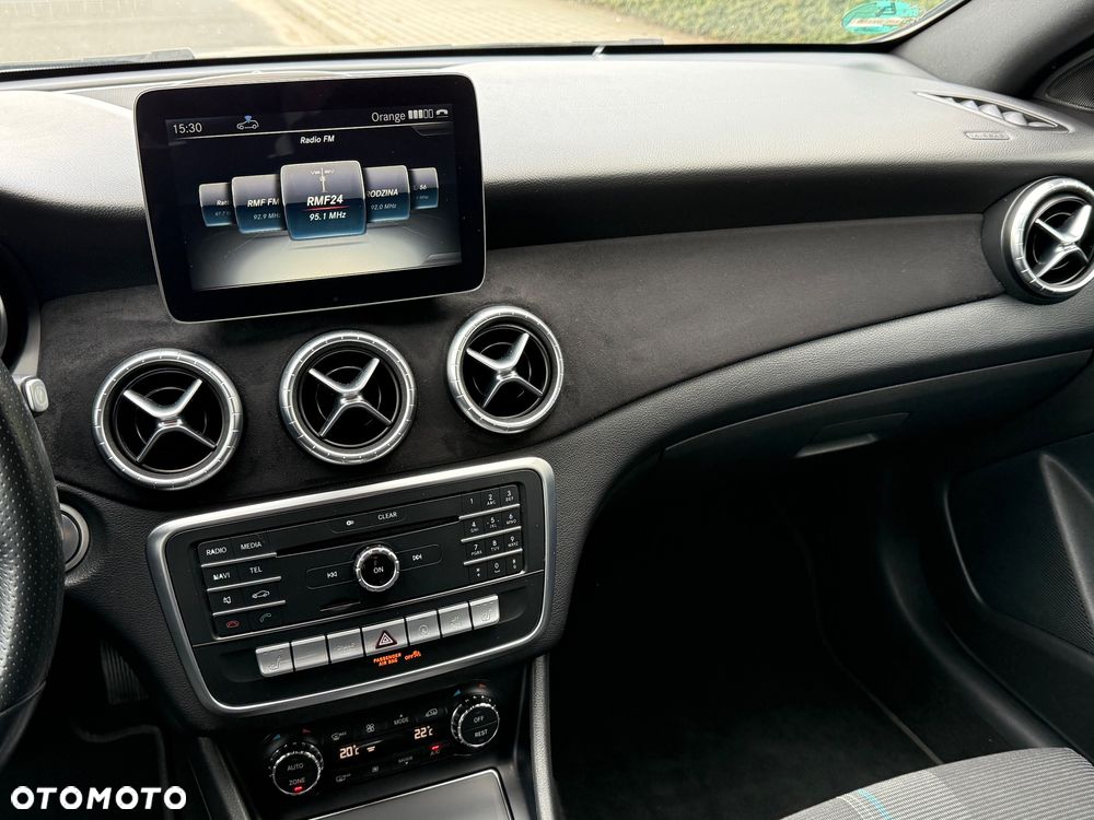 Mercedes-Benz CLA - 14