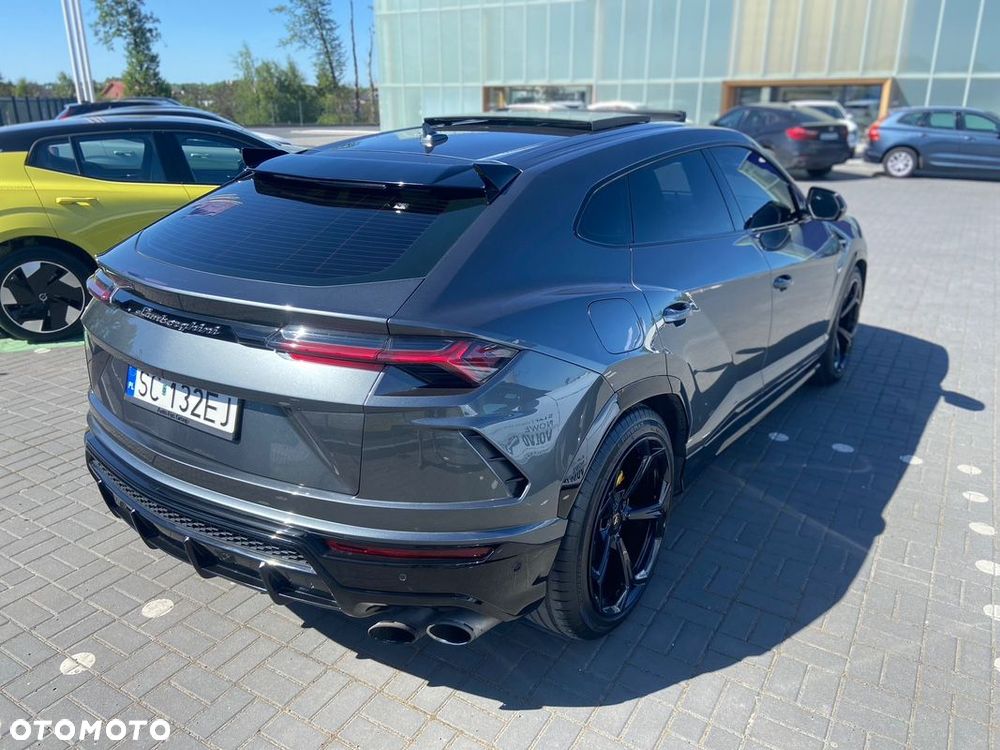Lamborghini Urus Standard - 6