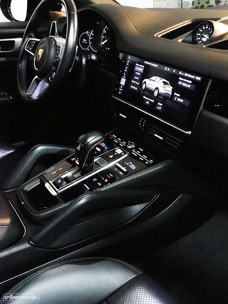 Porsche Cayenne Coupé E-Hybrid Tiptronic S Platinum Edition - 23