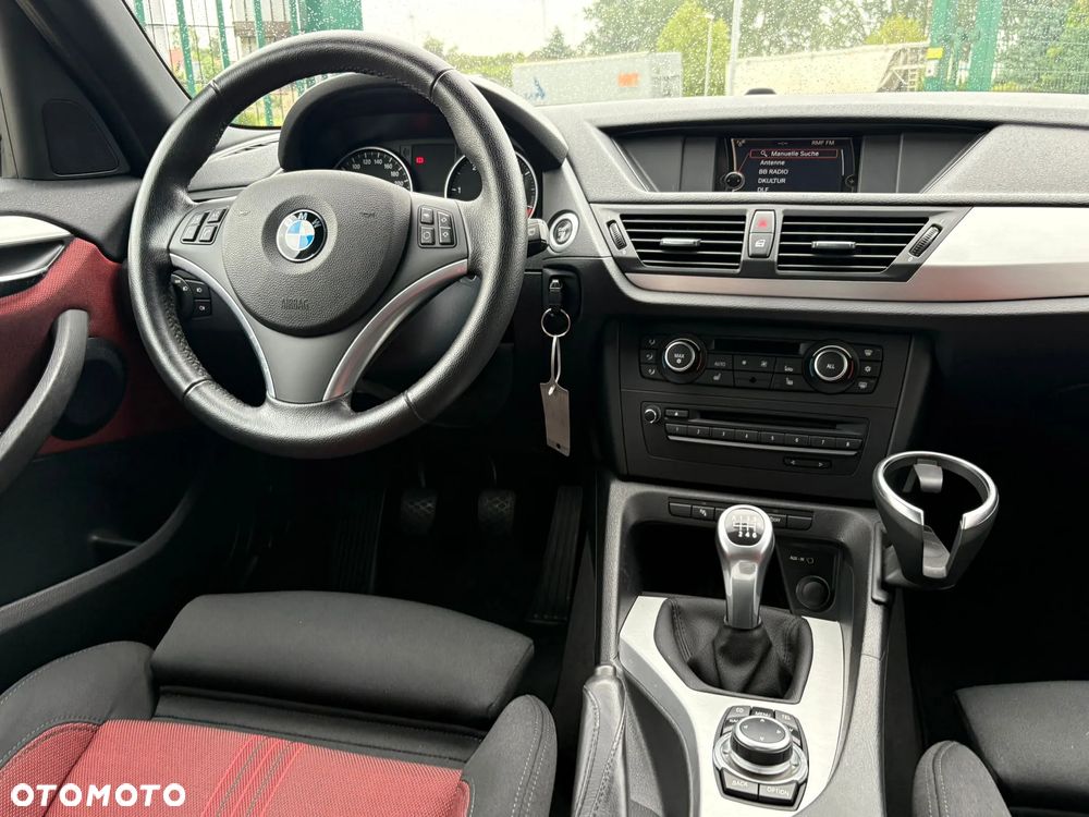 BMW X1 sDrive20d EfficientDynamics - 10