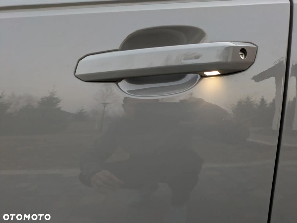 Audi A4 Avant 2.0 TDI ultra S tronic sport - 18