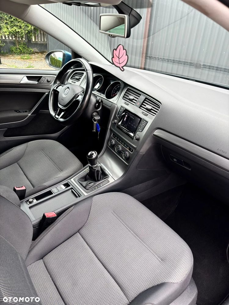 Volkswagen Golf 1.6 TDI BlueMotion Trendline - 16