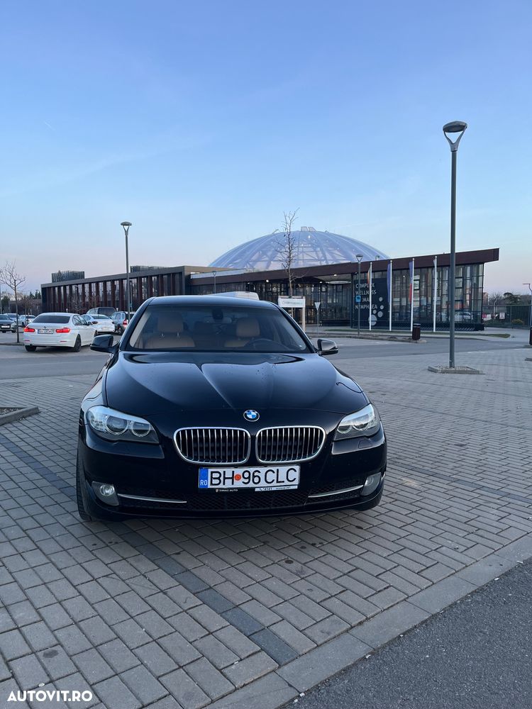 BMW Seria 5 525d xDrive - 1