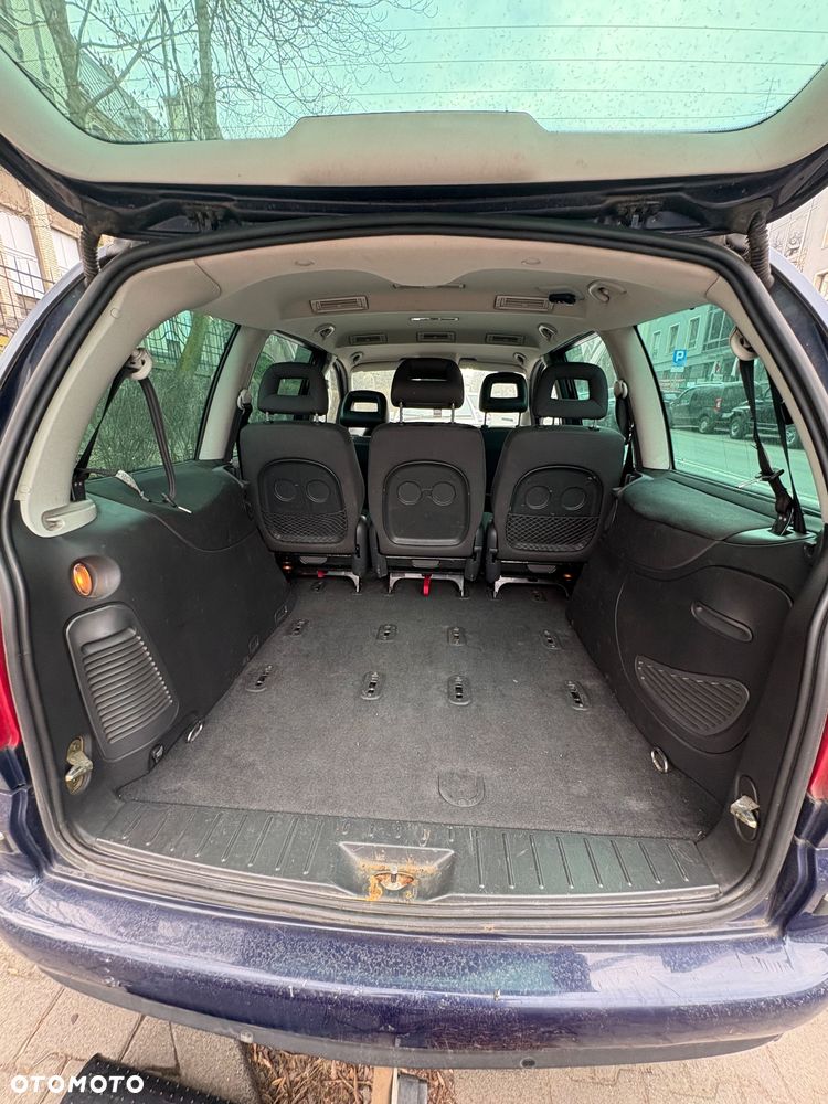 Volkswagen Sharan 2.8 V6 Highline - 6