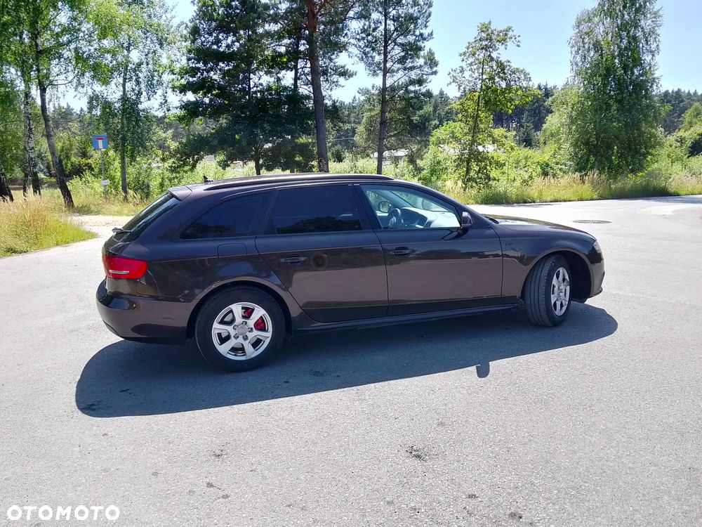 Audi A4 Avant - 9